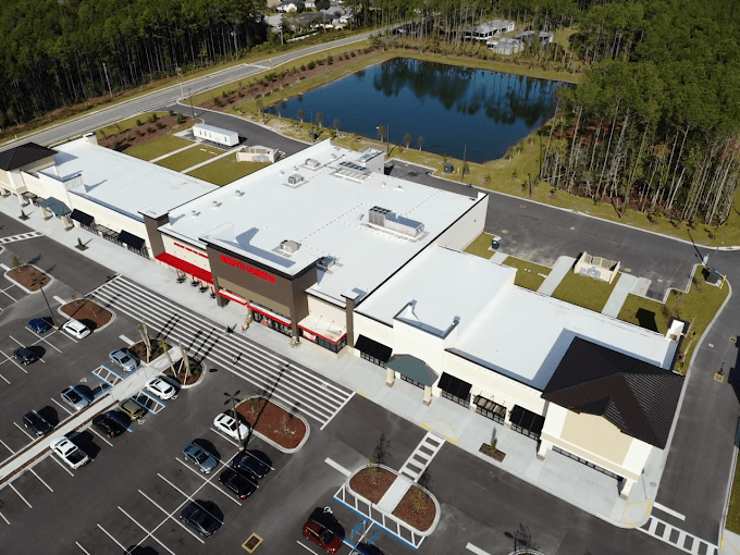 Commerical pic Comprehensive Residential Roofing Services<br />